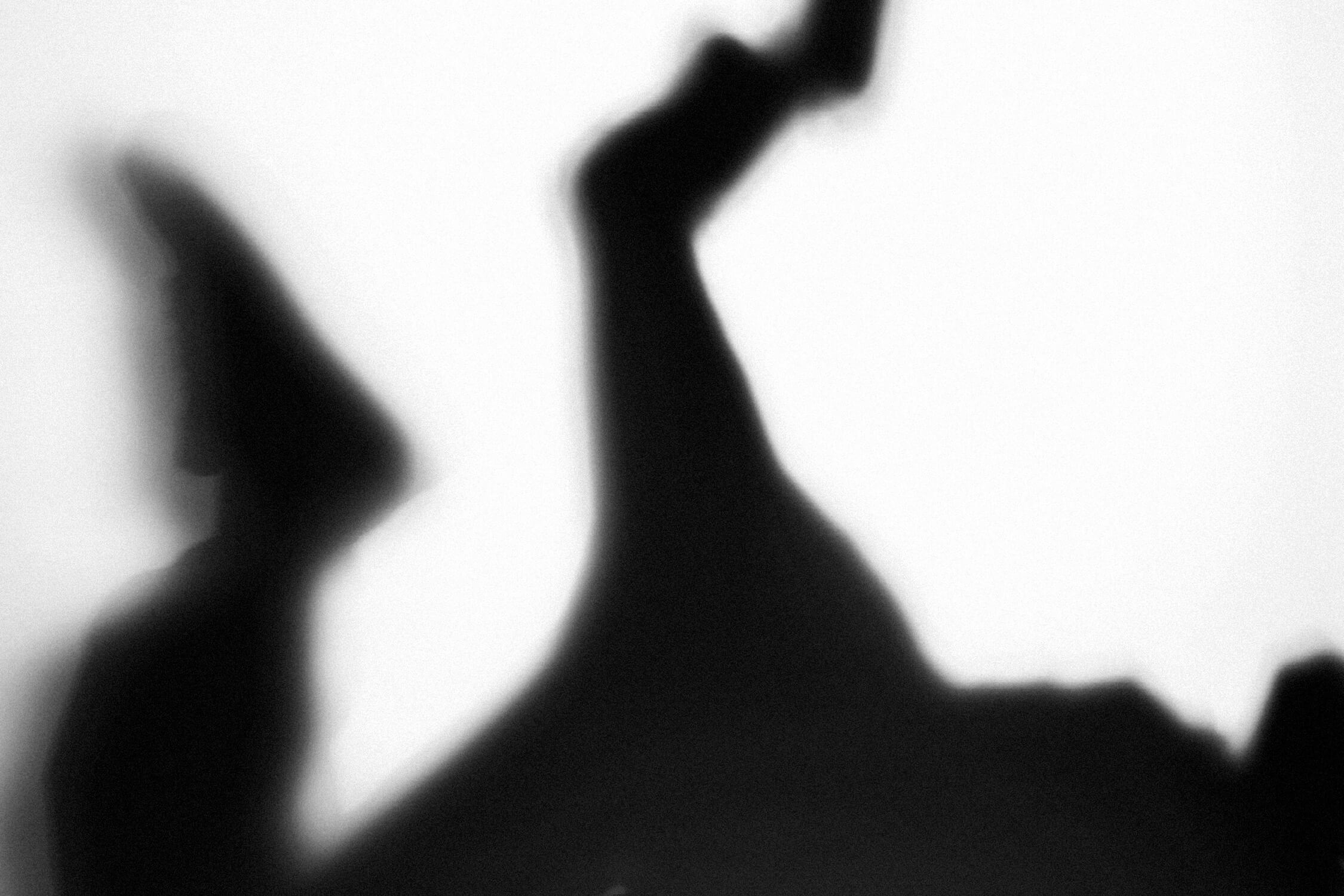 distorted-reality-thumbnail